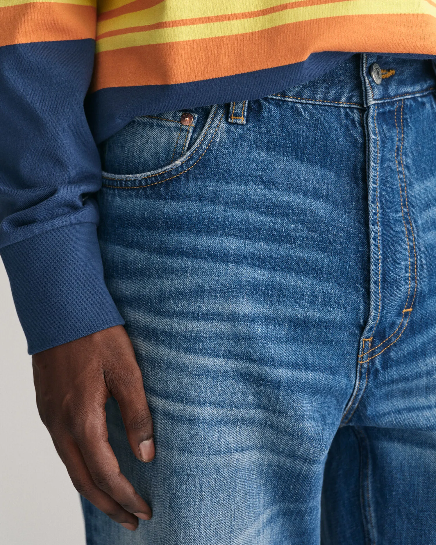 Vaqueros Loose Fit con lavado vintage